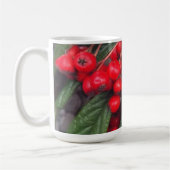 Tasse mit herbstlichen, roten Vogelbeeren コーヒーマグカップ (左)
