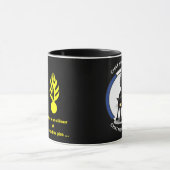 Tasse noire, à l'image des chats noirs マグカップ (中央)