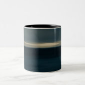 tasse photo abstraite bleu ツートーンマグカップ (中央)