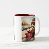 Tasse Plüschbär im Schnee hat ein Geschenk ツートーンマグカップ (正面右)