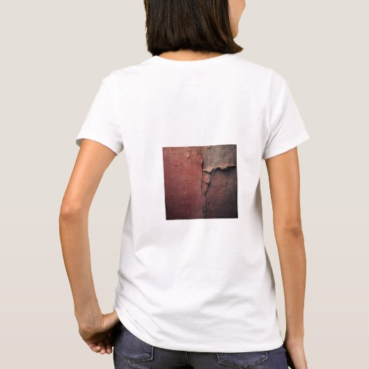 Tattered Canvas Abstract in Rust and Earth Tシャツ (裏面)