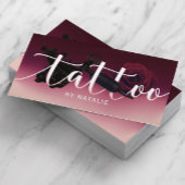 Tattoo Artist Gun & Flowerタイポグラフィバーガンディーレッド 名刺