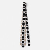 Taupe、Black、Whiteの格子縞ハート ネクタイ (正面)