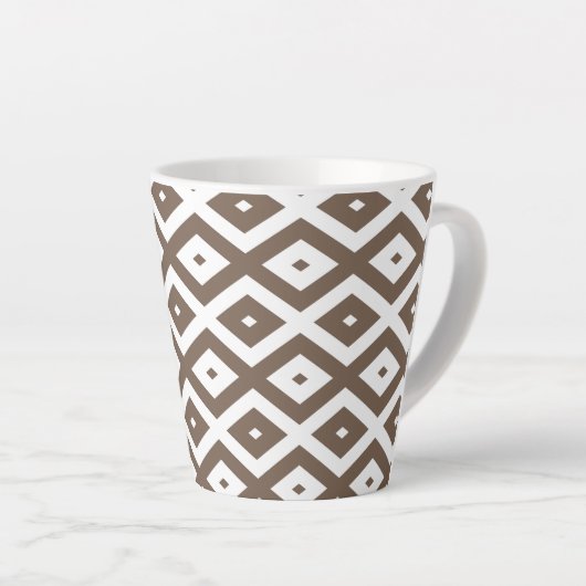 Taupe brown and white diamond pattern カフェラテマグ (右アングル)