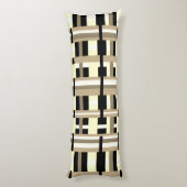 Taupe、Tan、Black、WhiteのPlaid モダン ボディピロー (裏面 (縦))