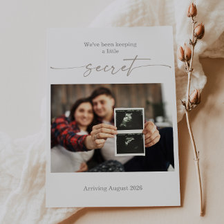 Taupe Ultrasound Photo Pregnancy Announcement Card 招待状