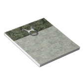 Taurus〔占星術の〕十二宮図シンボルオングリーンデジタル迷彩柄 ノートパッド (アングル)