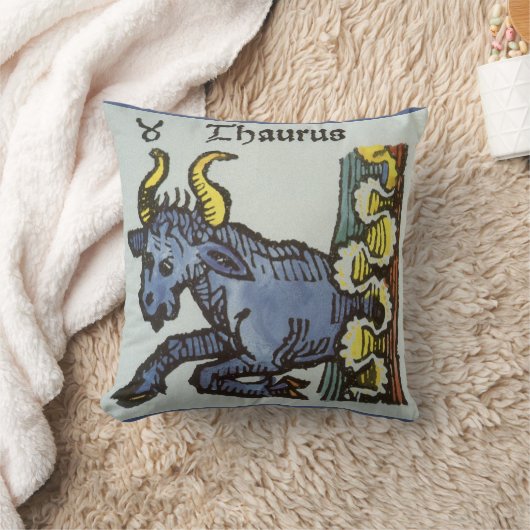 Taurus the Bull、ヴィンテージシンボルや象徴の〔占星術の〕十二宮図 クッション (ブランケット)