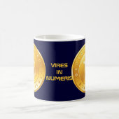 Taza Bitcoin - M4 コーヒーマグカップ (中央)