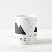 Taza Premium ‘Rise Above’ – Minimalista, Elegante コーヒーマグカップ (中央)