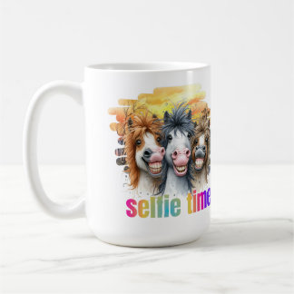 Tazas horse meme – funny horses on a selfie コーヒーマグカップ