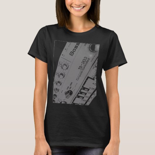 TB303ベースラインシンセサイザー Tシャツ (正面)