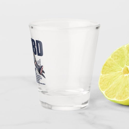 "TBD Devastator" ショットグラス (右)