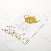Tea For Two フラワーバースデー - ゴールド 箔招待状 (回転した状態)