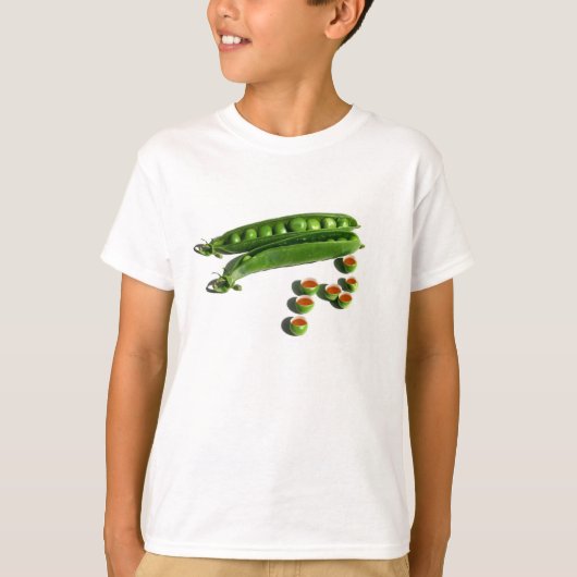Tea Peas - Peas in a Pod with Tea Pea Cups Tシャツ (正面)