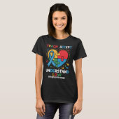 Teach Accept Understand Love Teacher Heart Autism  Tシャツ (正面フル)