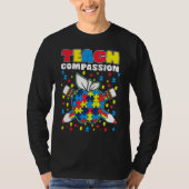 Teach Compassion Puzzle Piece Teacher Autism Aware Tシャツ (正面)