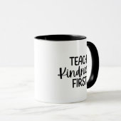 'Teach Kindness First' Teacher Thank You Gift  マグカップ (正面右)