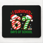 Teacher Christmas Funny Meme I Survived 67 Days Of マウスパッド (正面)