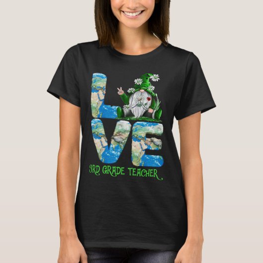 Teacher Earth Day 2023 Gnome 3rd Grade Teacher Tシャツ (正面)