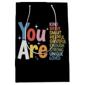 Teacher Life Be Kind Teaching School Students ミディアムペーパーバッグ (正面)