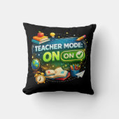 Teacher Mode: ON – かわいい学校へ戻るデザイン クッション (正面)