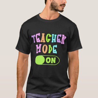 Teacher Mode On Pillow Tシャツ
