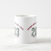 Teacher Mug - Championing education Since 2003 コーヒーマグカップ (中央)