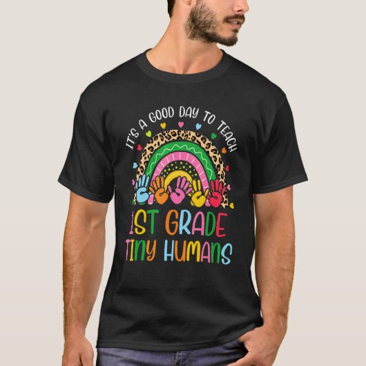 Teacher Of Tiny Humans Leopard Rainbow Students Fi Tシャツ (正面)