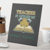 Teacher & Student Class of 2026 - 知識は光 台座サイン (インサイチュ)