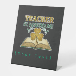 Teacher & Student Class of 2026 - 知識は光 台座サイン