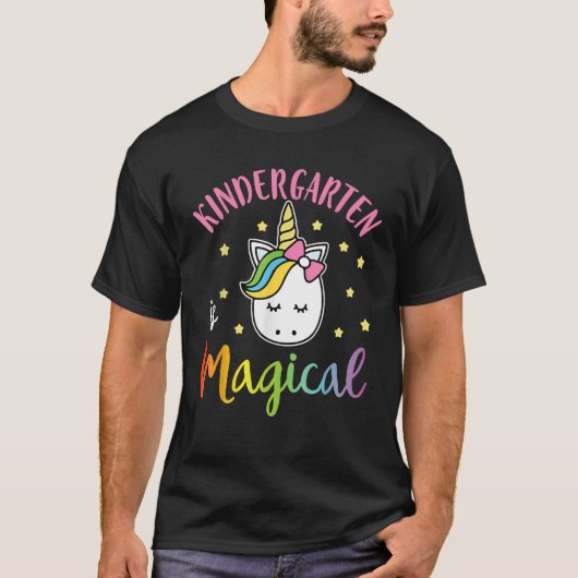 Teacher Student Senior Kindergarten Is Magical Hap Tシャツ (正面)