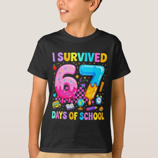 Teachers Students 67 Days Of School Funny Meme Six Tシャツ (正面)