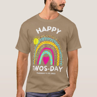 Teaching 2nd Grade On Twosday 22222 22nd February Tシャツ