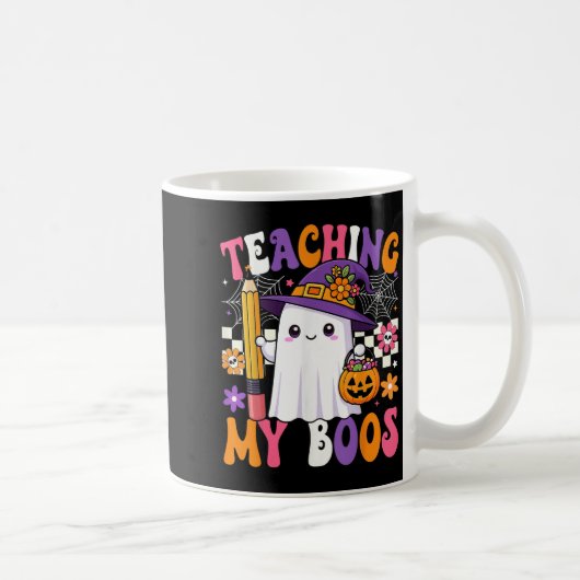 Teaching My Boos Ghost Teacher Cute Pencil Hallowe コーヒーマグカップ (右)
