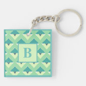 Teal and Blue Geometric Pattern Monogram キーホルダー (裏面)