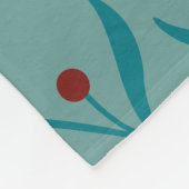 Teal Berries and Leaves フリースブランケット (角)