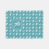 Teal Butterfly and Dragonfly Pattern Monogram フリースブランケット (正面(横))