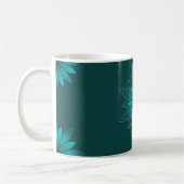 Teal Leaf Mandala Design on Dark Cyan コーヒーマグカップ (左)