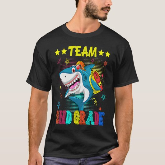 Team 2nd Grade Shark Student Teacher Back To Scho Tシャツ (正面)