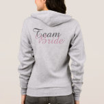 TEAM BRIDEシャンパーニュ結婚のブライドメイドフード付きスウェットシャツ パーカ<br><div class="desc">バブリーのピンクのシャンパンの2つのグラスのオリジナルマーカーイラストレーションを備えている。婚約、結婚式、ブライダルシャワー、バチェロレットパーティーなどに最適！情報を使用してパーソナライズする。デザイナーは、自分の色やテーマに合わせてカスタムのデザインを作成しアップロードすることができ結婚る – -クリック「このデザイン」と呼ばれるデザインプロセスを開始するためのカスタムのデザインを作成しアップロードすることができる！</div>