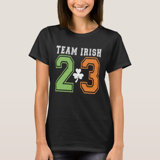 Team Irish 2023 St Patricks Day Leprechaun Shamroc Tシャツ (正面)