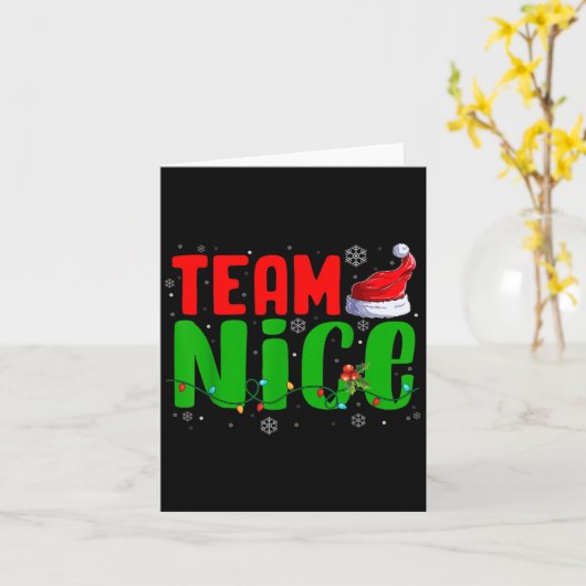 Team Naughty Nice Santa Hat Funny Christmas Matchi カード (黄色い花)