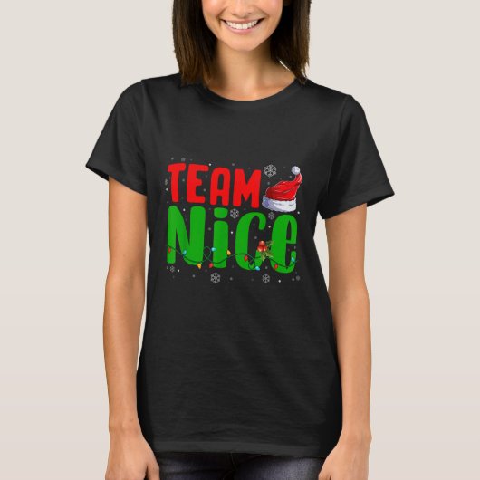 Team Naughty Nice Santa Hat Funny Christmas Matchi Tシャツ (正面)