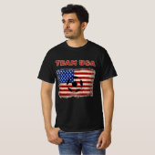 Team USA 2026 Distressed Flag Soccer Game Day Tシャツ (正面フル)