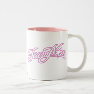 TeamMomのピンクのロゴ ツートーンマグカップ