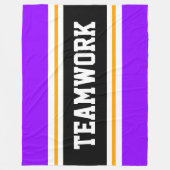 TEAMWORKアスレティックパープル白黒ストライプ フリースブランケット (正面)