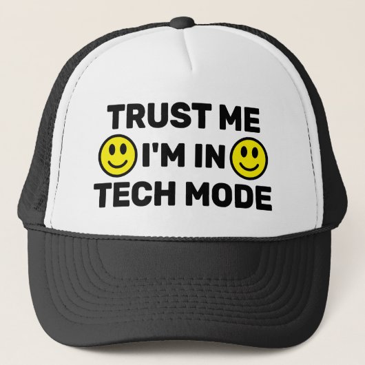 Techモードだよ - 信じてね™トラッカーハット キャップ (正面)