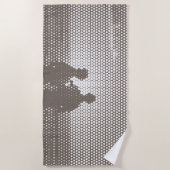Tech Black&White Halftone Effect Couple onビーチ ビーチタオル (正面)