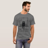 Tech Support Essentialのメンバー Tシャツ (正面フル)